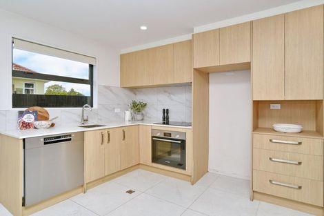 Photo of property in 5/2 Huia Street, Riccarton, Christchurch, 8041