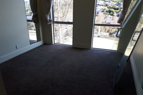 Photo of property in 4 Rockcrest Lane, Cashmere, Christchurch, 8022