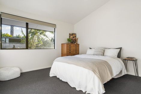 Photo of property in 16 Ranginui Road, Welcome Bay, Tauranga, 3112