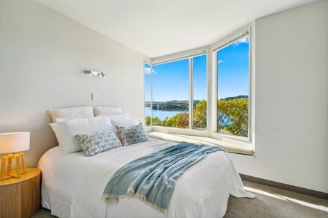 Photo of property in 26a Mana View Road, Paremata, Porirua, 5026