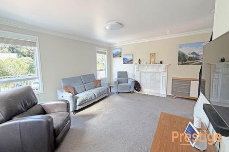 Photo of property in 29 Holyoake Place, Chatswood, Auckland, 0626