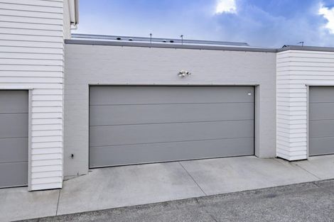 Photo of property in 33 Hollowout Street, Takanini, 2112