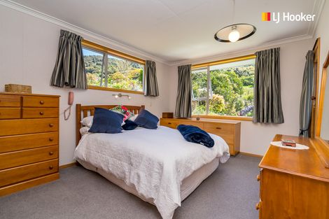 Photo of property in 14 Larkins Street, Helensburgh, Dunedin, 9010