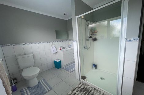 Photo of property in 27c Sturdee Road, Manurewa, Auckland, 2102