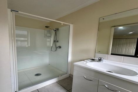 Photo of property in 18 Norman Close, The Gardens, Auckland, 2105