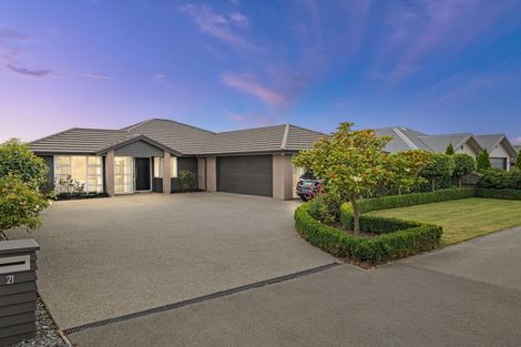 Photo of property in 21 Tosswill Road, Prebbleton, 7604