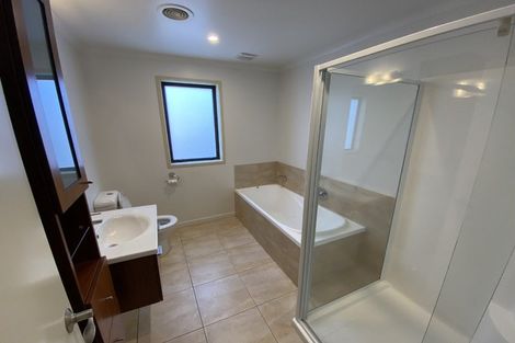 Photo of property in 53 Furlong Crescent, Churton Park, Wellington, 6037