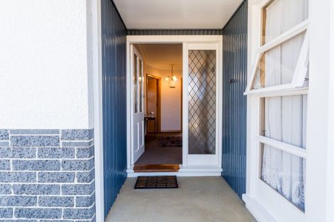 Photo of property in 2 Kennedy Road, Fairfield, Dunedin, 9018