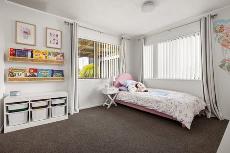 Photo of property in 143 Bellevue Road, Brookfield, Tauranga, 3110