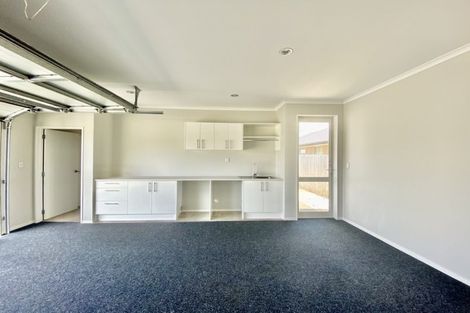 Photo of property in 21 Parlane Drive, Huapai, Kumeu, 0810