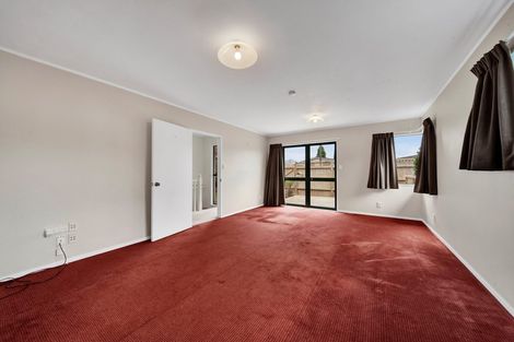 Photo of property in 11 Ballantrae Place, Highlands Park, New Plymouth, 4312