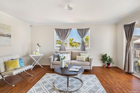 Photo of property in 28 Gambare Place, Wattle Downs, Auckland, 2103