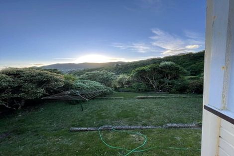 Photo of property in 20 Victory Avenue, Karori, Wellington, 6012