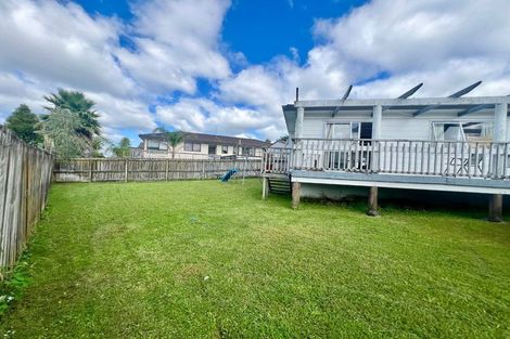 Photo of property in 40 Hassan Drive, Massey, Auckland, 0614