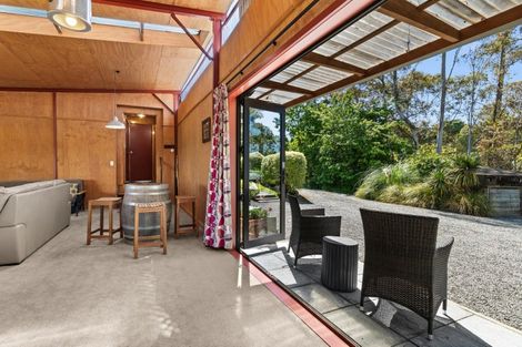 Photo of property in 40 Longview Road, Poraiti, Napier, 4182
