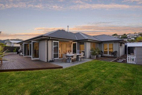 Photo of property in 25 Holbrook Way, Westmorland, Christchurch, 8025