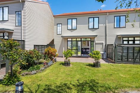 Photo of property in Tuscany Towers, 89/1 Ambrico Place, New Lynn, Auckland, 0600