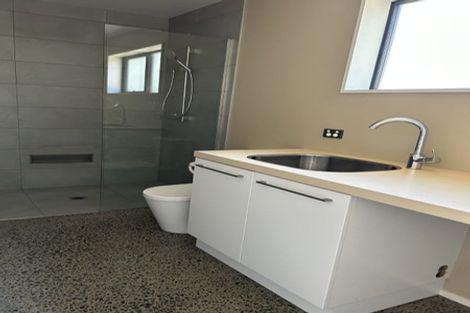 Photo of property in 286 Keyes Road, New Brighton, Christchurch, 8083