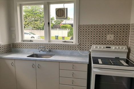 Photo of property in 10 Oakdale Road, Mount Roskill, Auckland, 1041