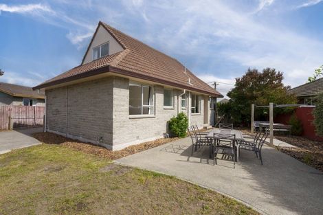 Photo of property in 22 Sandown Crescent, Aranui, Christchurch, 8061
