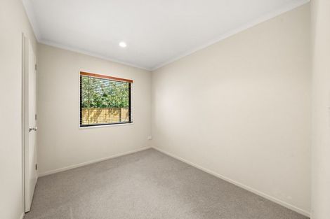 Photo of property in 77 Reading Street, Greytown, 5712