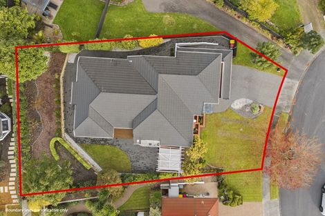 Photo of property in 32 Currell Way, Somerville, Auckland, 2014