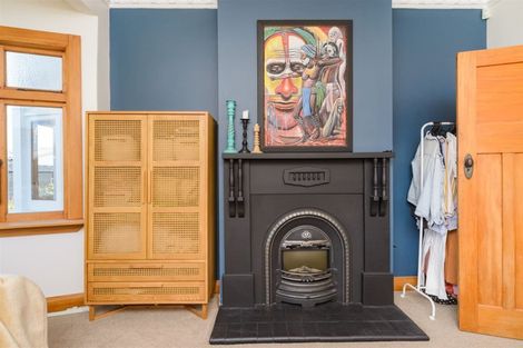 Photo of property in 2 Alma Place, Milson, Palmerston North, 4414