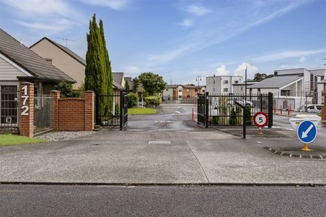 Photo of property in St Claire Village, 124/172 Mcleod Road, Te Atatu South, Auckland, 0610