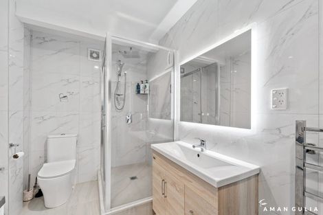 Photo of property in 18 Hydra Place, Glen Eden, Auckland, 0602