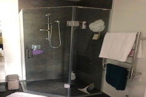 Photo of property in 4/255 Kilmore Street, Christchurch Central, Christchurch, 8011