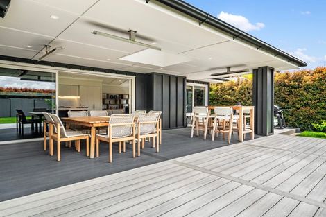 Photo of property in 32 Wallis Street, Raglan, 3225