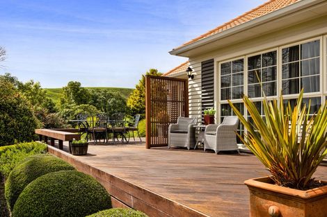 Photo of property in 5171b Mountain Road, Eltham, 4398