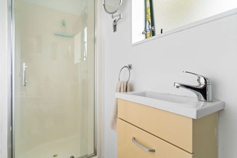 Photo of property in 1/9 Barcroft Place, Clendon Park, Auckland, 2103