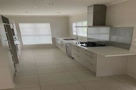 Photo of property in 21 Anselmi Ridge Road, Pukekohe, 2120