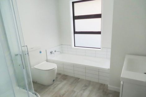 Photo of property in 90b Cambridge Terrace, Waterloo, Lower Hutt, 5011