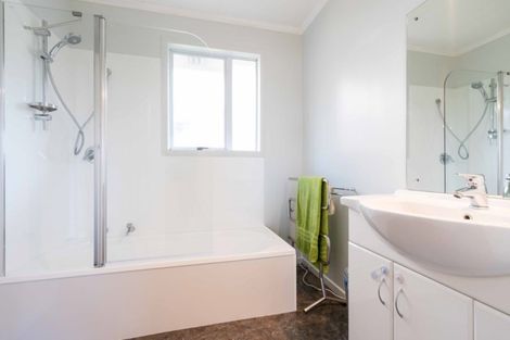 Photo of property in 33a Easther Crescent, Kew, Dunedin, 9012