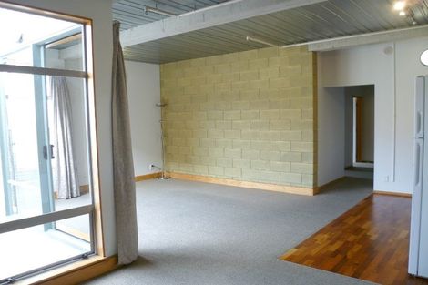 Photo of property in First House Apartments, 2/4 Frederick Street, Te Aro, Wellington, 6011