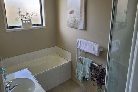 Photo of property in 11 Mckenzie Place, Rototuna North, Hamilton, 3210