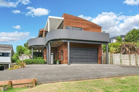 Photo of property in 1/42 Amorino Drive, Red Beach, 0932