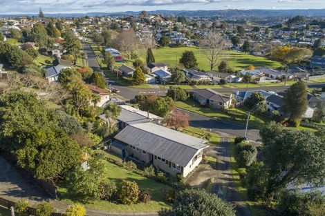 Photo of property in 73 Seymour Place, Bellevue, Tauranga, 3110