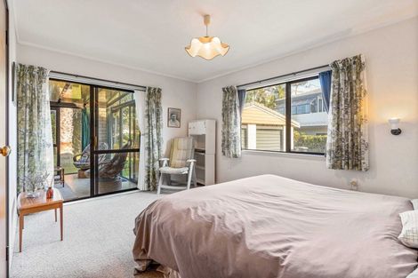 Photo of property in 17 Sunbrae Grove, Mount Maunganui, 3116