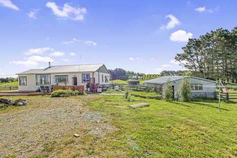 Photo of property in 82 Himatangi Beach Road, Himatangi, Foxton, 4891
