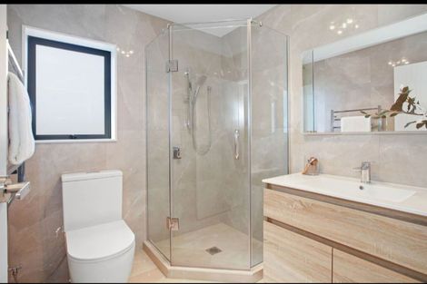 Photo of property in 1/15 Old Wairoa Road, Papakura, 2110