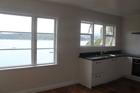Photo of property in 414 Evans Bay Parade, Hataitai, Wellington, 6021