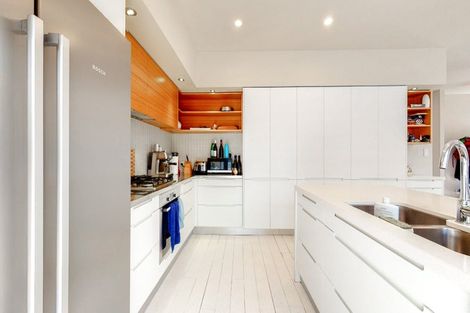 Photo of property in 143 Derwent Street, Island Bay, Wellington, 6023