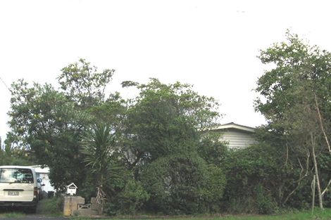 Photo of property in 6 Birdwood Road, Swanson, Auckland, 0612