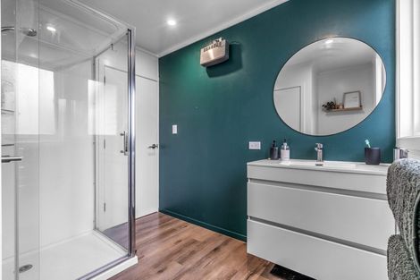 Photo of property in 30 Durham Street, Tapanui, 9522