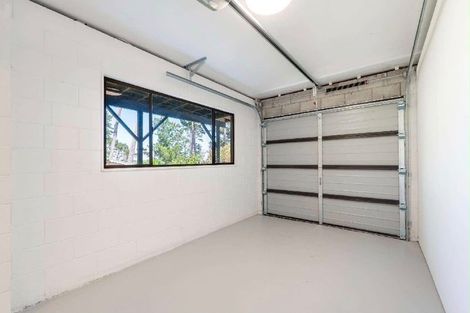 Photo of property in 32 Rosecamp Road, Beach Haven, Auckland, 0626