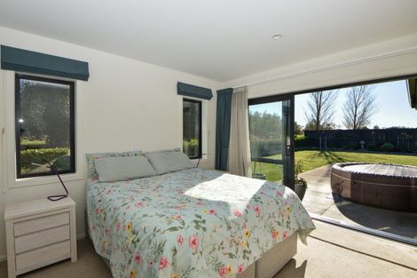 Photo of property in 5 Pukeko Lane, Carterton, 5713