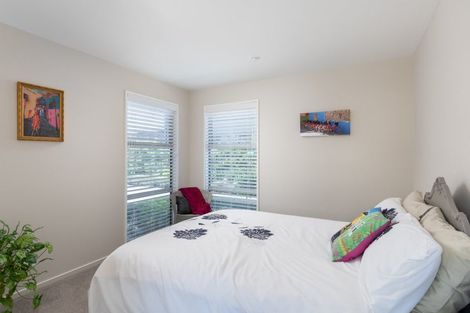 Photo of property in 24 Pukenamu Road, Rainbow Point, Taupo, 3330